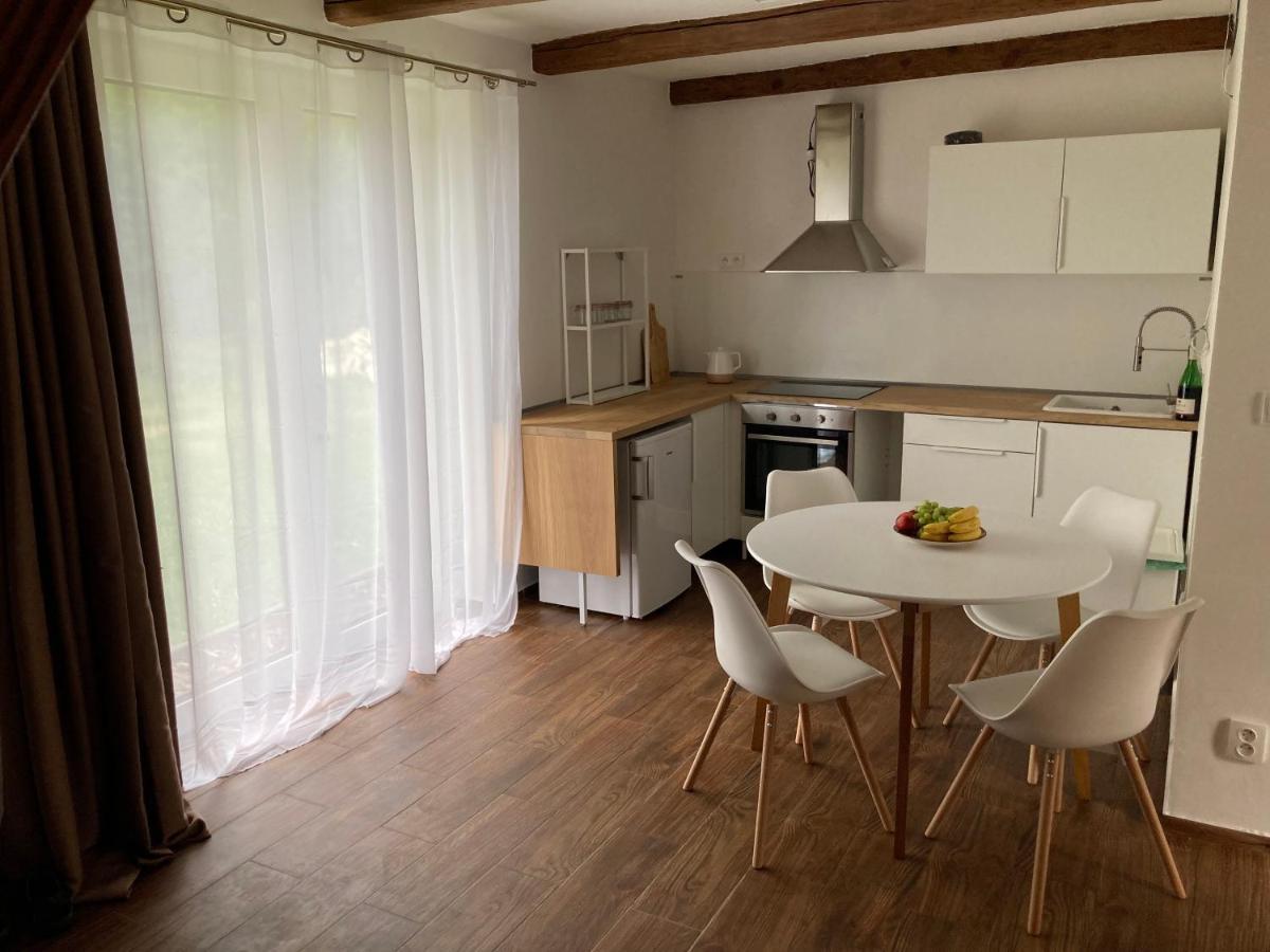 Apartmany U Reky Nezarky Lasenice Luaran gambar